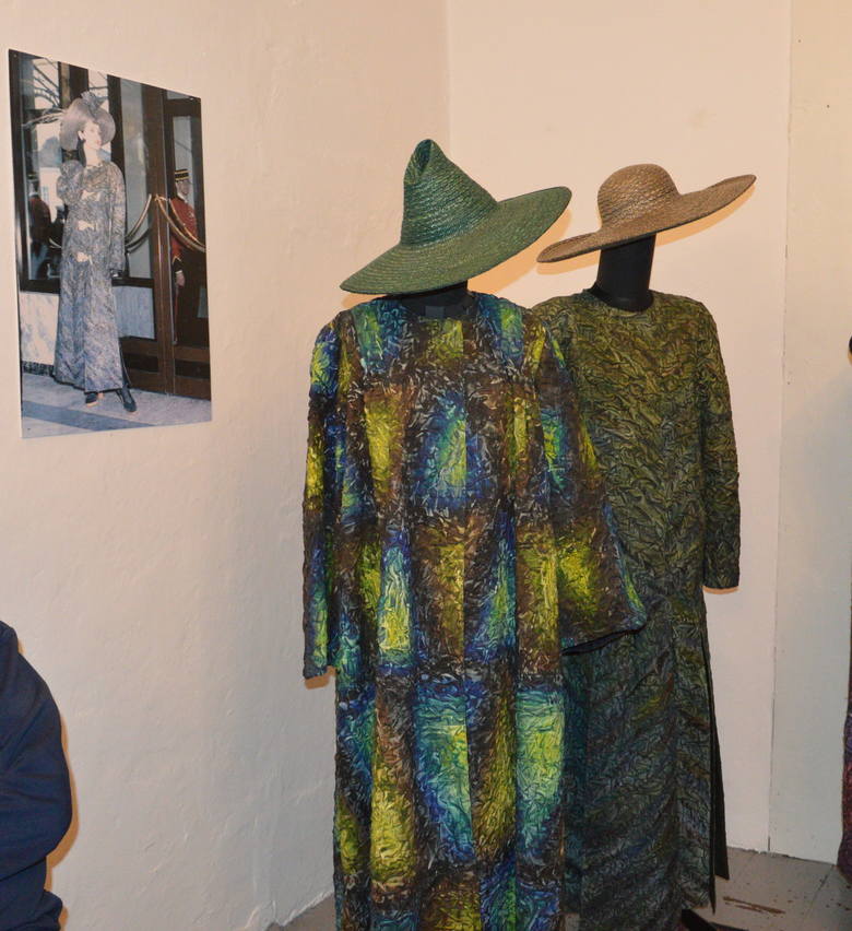 Wernisaż wystawy „Grażyna Hase. Moje pół wieku z modą" w Dworku Konstancji Gładkowskiej w Skierniewicach [ZDJĘCIA]