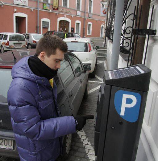 Strefa płatnego parkowania w Lublinie: Miasto w rok zarobiło 4,8 mln złotychFot:  Jacek Babicz/Archiwum