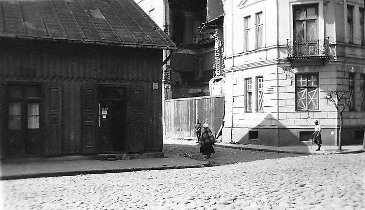 1940, Ul Jagiellońska - kamienica zbombardowana 3 września