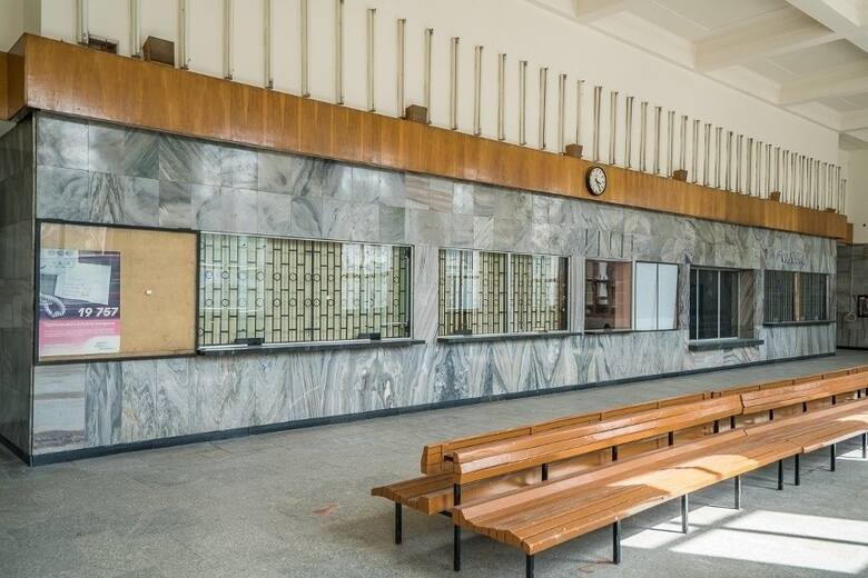 Od dziesięciu lat dworzec w Krynicy jest zamknięty na cztery spusty i psuje wizerunek uzdrowiska
