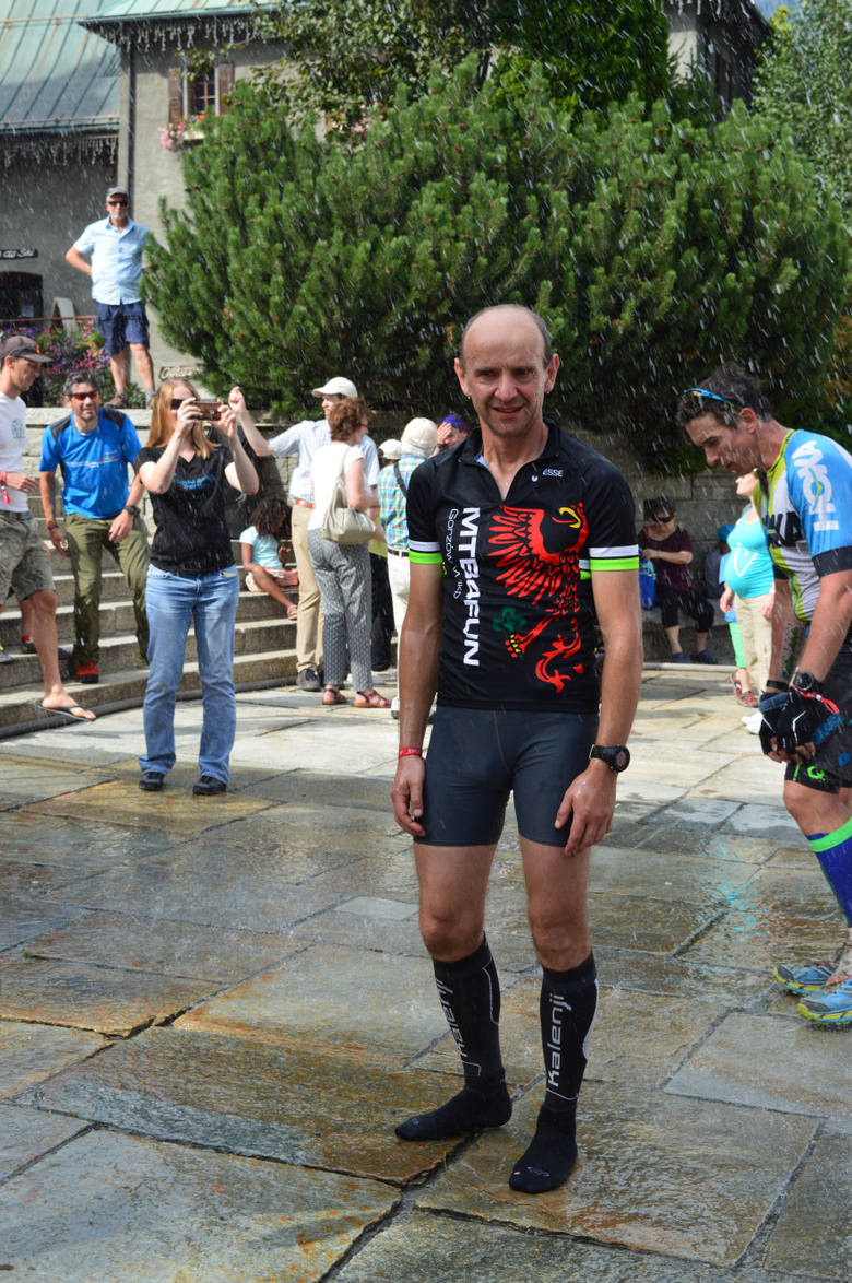 Dariusz Dreger, biegacz z podgorzowskich Wojcieszyc, przebiegł ultramaraton wokół Mont Blanc. Pokonał dystans 168 km w 45,5 godziny.