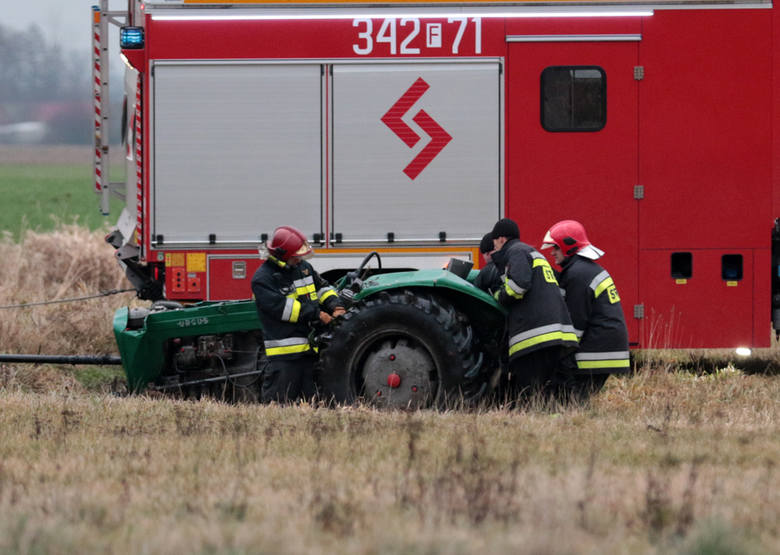 Kierowca ciągnika zginął w kanale Obrzycy
