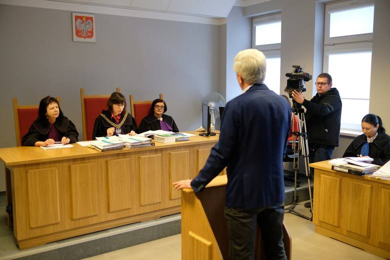 Jacek Profaska przed sądem domaga się przywrócenia do pracy na stanowisku dyrektora szpitala