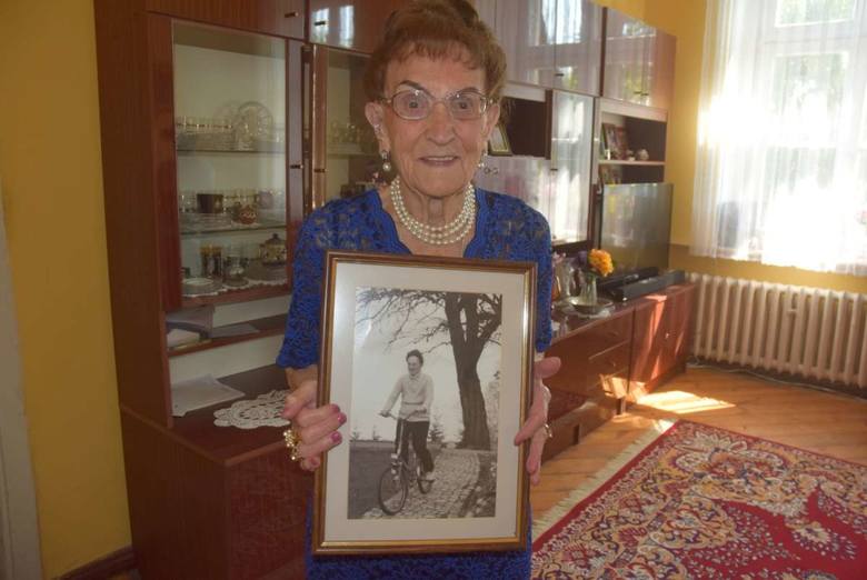 Pani Joanna kończy 100 lat, a nawet ratownicy medyczni zazdroszczą jej wyników