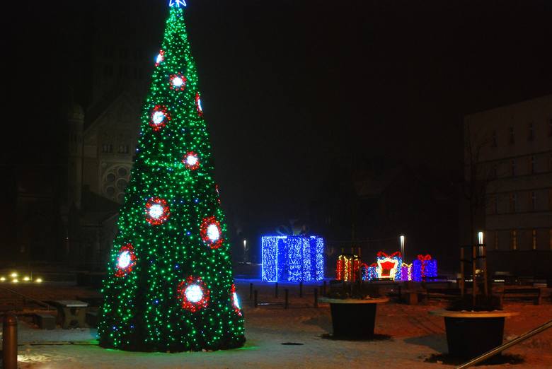 Iluminacje świąteczne w śląskich miastach [INTERAKTYWNA MAPA, WIDEO]