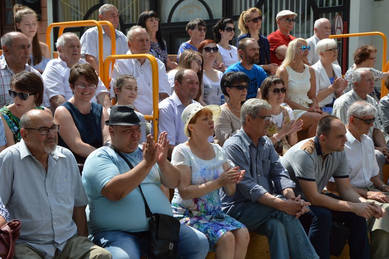 Setki osób śledziło wystąpienie prezydenta Andrzeja Dudy w ramach obchodów 58. rocznicy Wydarzeń Zielonogórskich. 