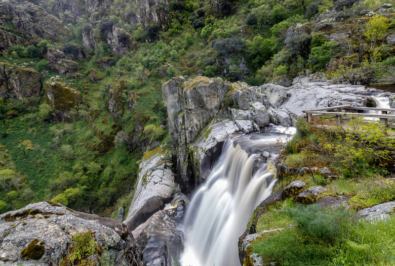 Pozo de los Humos to jeden z najpiękniejszych wodospadów Salamanki