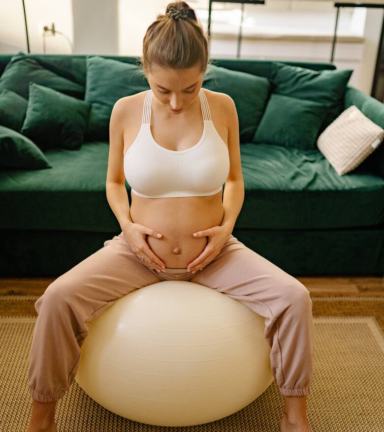 Istnieje wiele metod wywoływania porodu oraz uśmierzania bólu w trakcie rodzenia dziecka.