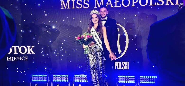 Aleksandra Budnik z Klęczan zdobyła koronę Miss Małopolski 2022 teraz walczy o koronę i tytuł najpiękniejszej Polki. Na zdjęciu z chłopakiem