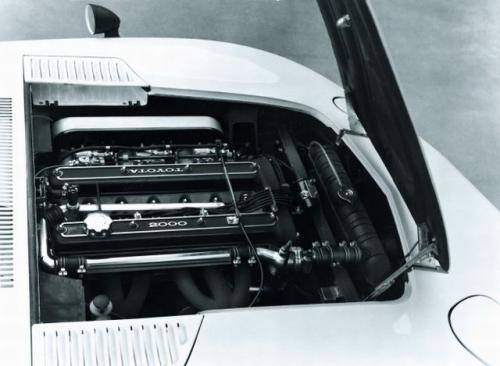 Fot. Toyota: Silnik z dwoma wałkami w głowicy został zaprojektowany przez konstruktorów japońskich.