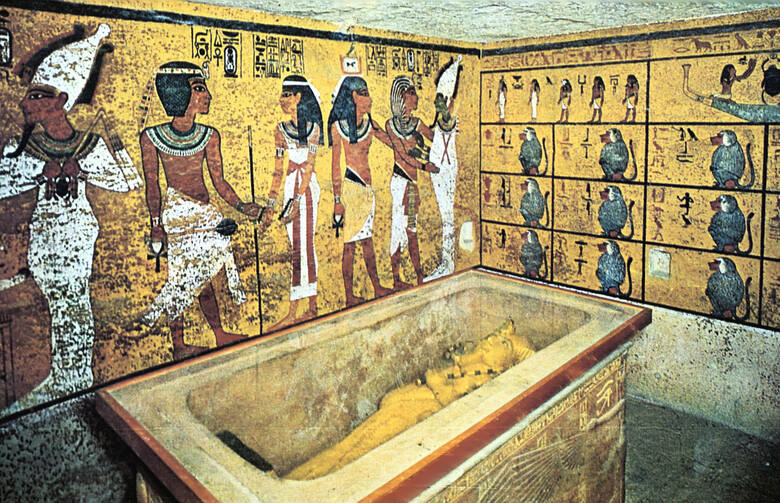 W ramach wirtualnych wycieczek można też zwiedzić grobowiec faraona Tutanchamona w Luksorze. To właśnie ten grób odkopał w 1922 r. Howard Carter, dokonując