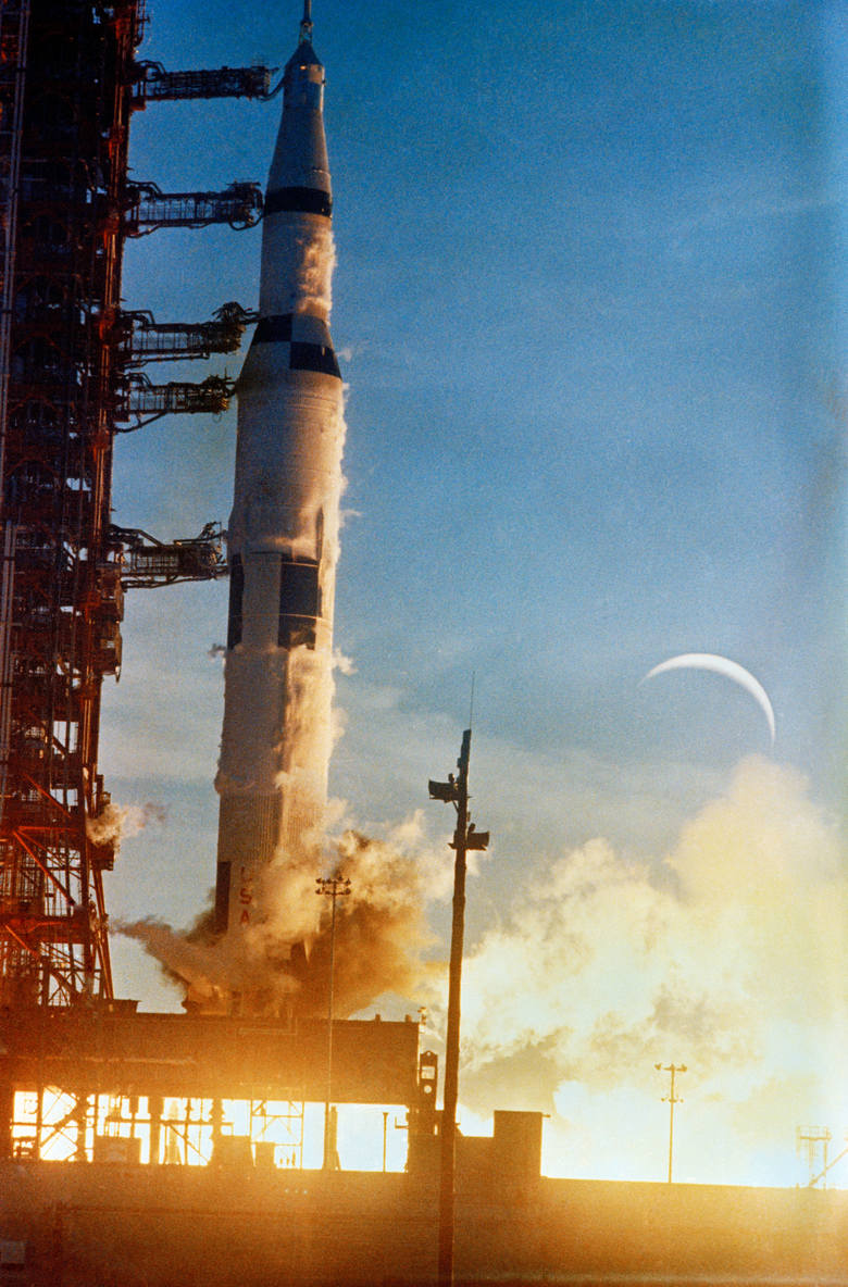 Start Apolla 8