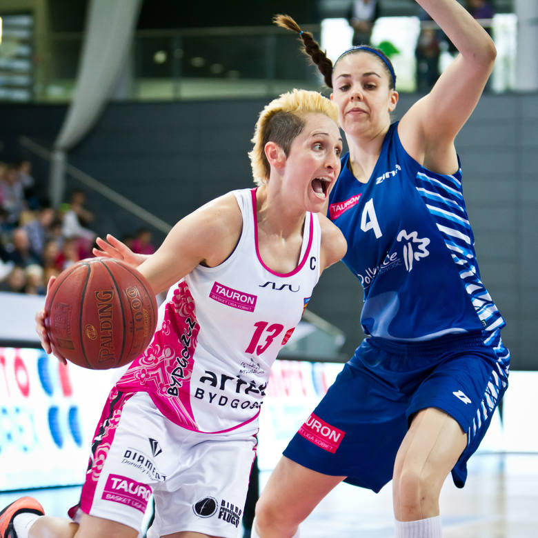 Juli McBride jeszcze w barwach Artego Bydgoszcz.