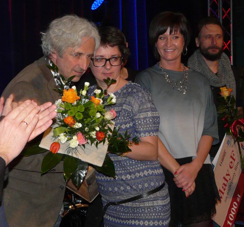 Lech Mackiewicz, pomysłodawca imprezy otrzymał Dużego eF. Na zdjęciu z siostrą Pauliną Mackiewicz