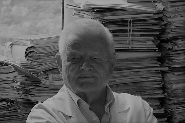prof. Franciszek Kokot (1929-2020)