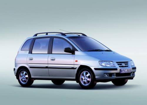 Fot. Hyundai: I znowu tani Hyundai – tym razem minivan Matrix w cenie od 55 900 zł.