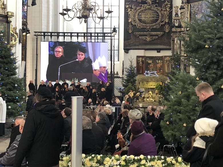 Pogrzeb prezydenta Gdańska Pawła Adamowicza w Bazylice Mariackiej [19.01.2019]. Wystąpienia żony i córki