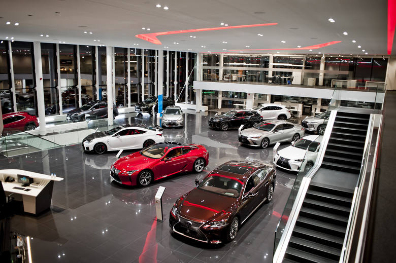 Największy europejski salon Toyoty i Lexusa znajduje się w