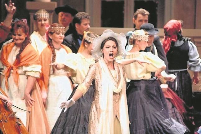 Przedstawienie „Hrabina Marica” w reżyserii Laco Adamika powstało na X Bydgoski Festiwal Operowy.