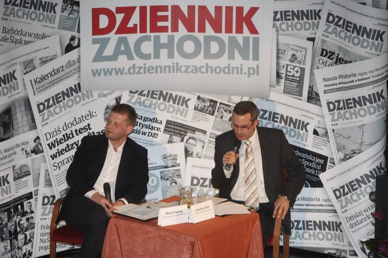 Promocja książki Arkadiusza Goli "Poziom na dwa łamy" o śląskiej fotografii prasowej
