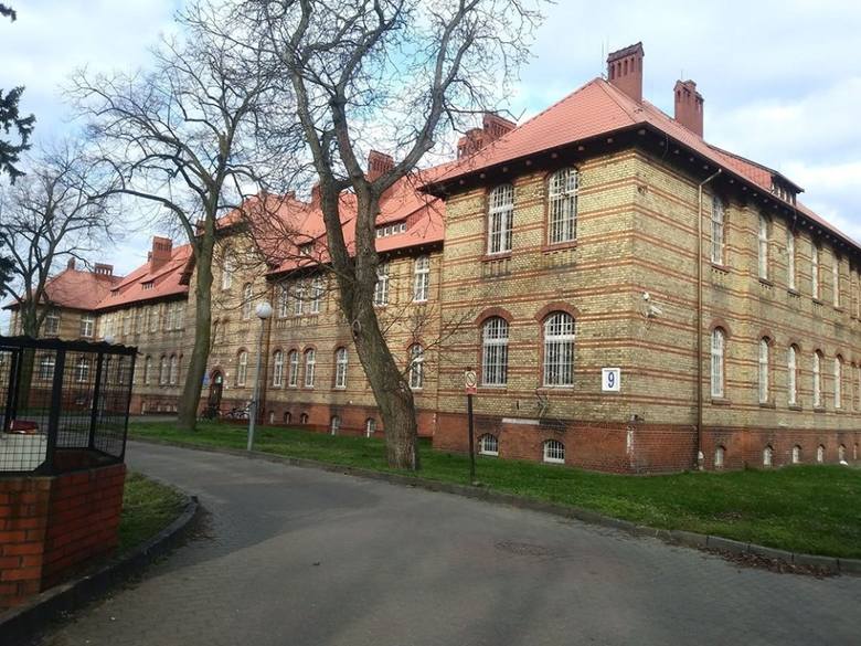 Czterech mężczyzn uciekło ze szpitala psychiatrycznego przy ul. Walczaka w Gorzowie Wlkp.