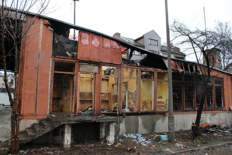 Ruszyła rozbiórka spalonego dworca PKS w Olkuszu