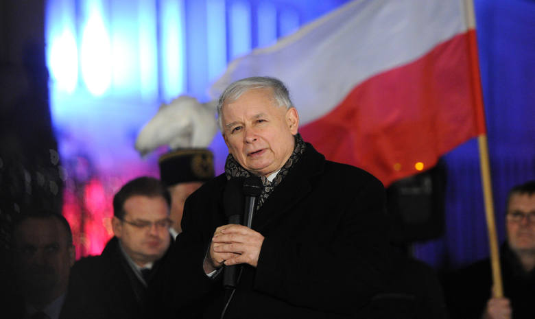 Jerzy Miller - polski urzędnik państwowy i samorządowy, od 1998 do 2000 podsekretarz i sekretarz stanu w Ministerstwie Finansów, w 2003 prezes Agencji