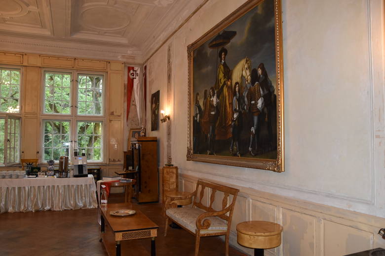 Zamek w Lubniewicach można zwiedzać po uprzednim umówieniu się w Urzędzie Miejskim