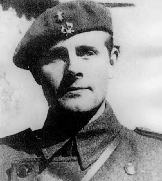 Major Peter Kemp, weteran walk w Hiszpanii. Wykonywał tajne misje dla SOE we Francji, w Albanii i Czarnogórze 