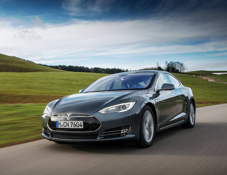 Tesla Model S/fot. Newspress