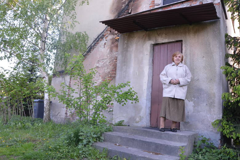 80-latka z Łowicza: miasto zabrało mi działkę, nie chce domu, a odszkodowania nie ma