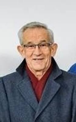 Ryszard Kruszelnicki - 71 lat, pochodzi ze Świdnicy.