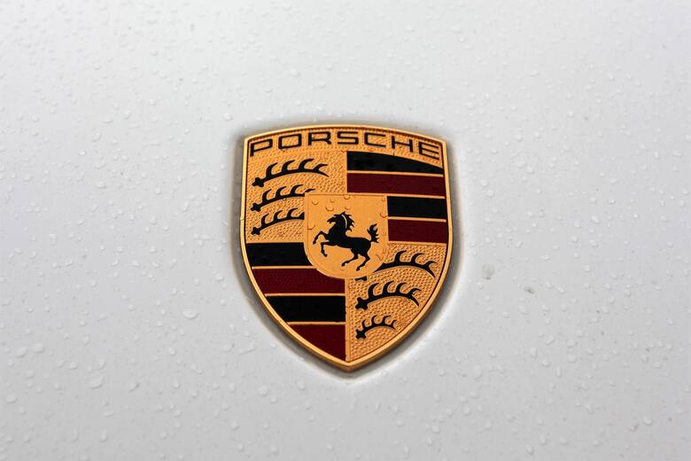 Porsche Macan 2.0 - testPorsche Macan wszedł na rynek w 2014 r. Klienci otrzymali do wyboru wersje Macan S (3.0 V6, 340 KM), Macan GTS (3.0 V6, 360 KM),