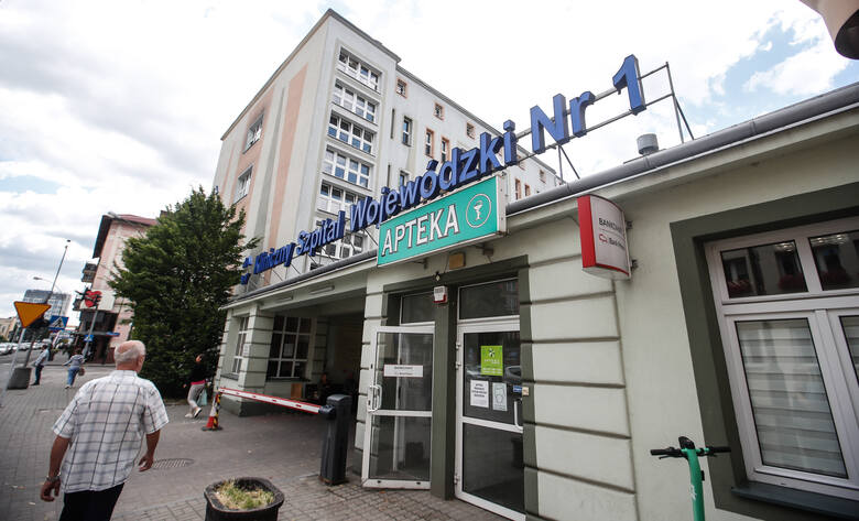 Na izbę przyjęć w Klinicznym Szpitalu Wojewódzkim nr 1 w Rzeszowie nie są wpuszczani opiekunowie ani rodzina pacjenta