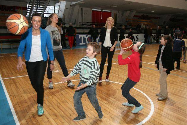 Koszykarki ŁKS będą  prowadzić zajęcia z dziećmi dzieci, którymi opiekuje się łódzki Caritas