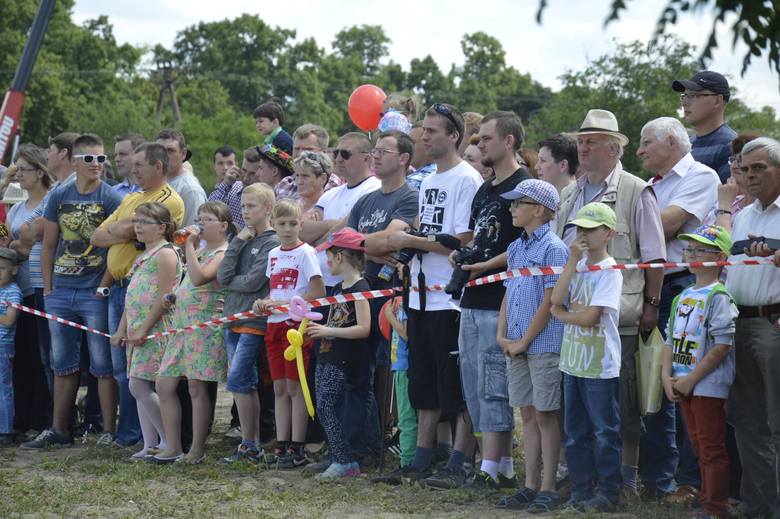 Piknik rodzinny w ZSP nr 2 w Łowiczu (Zdjęcia)