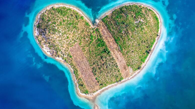 Chorwacka wyspa Galesnjak w kształcie serca