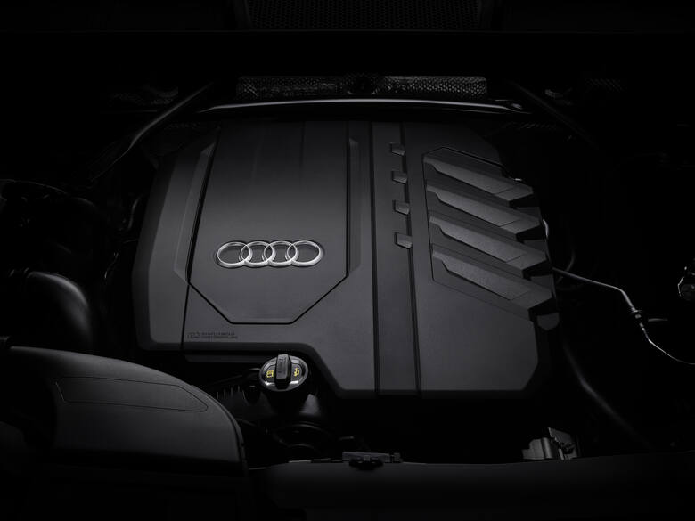 Audi Q5Pojazd ma teraz 4,68 m długości, o 19 mm więcej niż poprzednik. Nie zmieniła się szerokość (bez lusterek bocznych) 1,89 m i wysokość 1,66 m. Duży