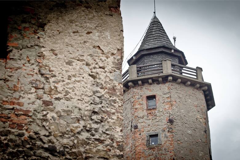 Zamek Grodno w Zagórzu Śląskim jest pierwszym na trasie Szlaku Zamków Piastowskich, który rozciąga się na długość 152 kilometrów i znajduje się na terenie