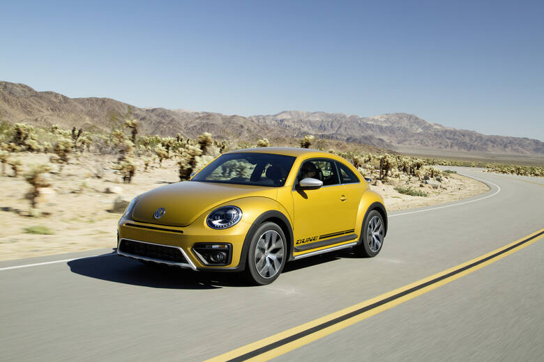 Podczas targów samochodowych w Los Angeles Volkswagen prezentuje nowego Beetle Dune. Crossover przypominający legendarne buggy Baja California wyróżnia