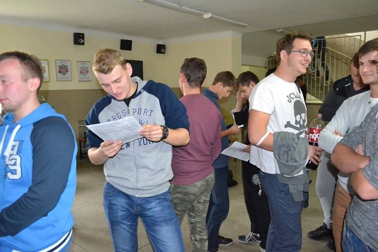 Uczniowie ZSP nr 2 w Łowiczu podzielili się krwią z potrzebującymi (Zdjęcia)