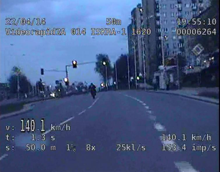 Motocyklistą, który szalał na ulicach Kielc, zajmie się sąd