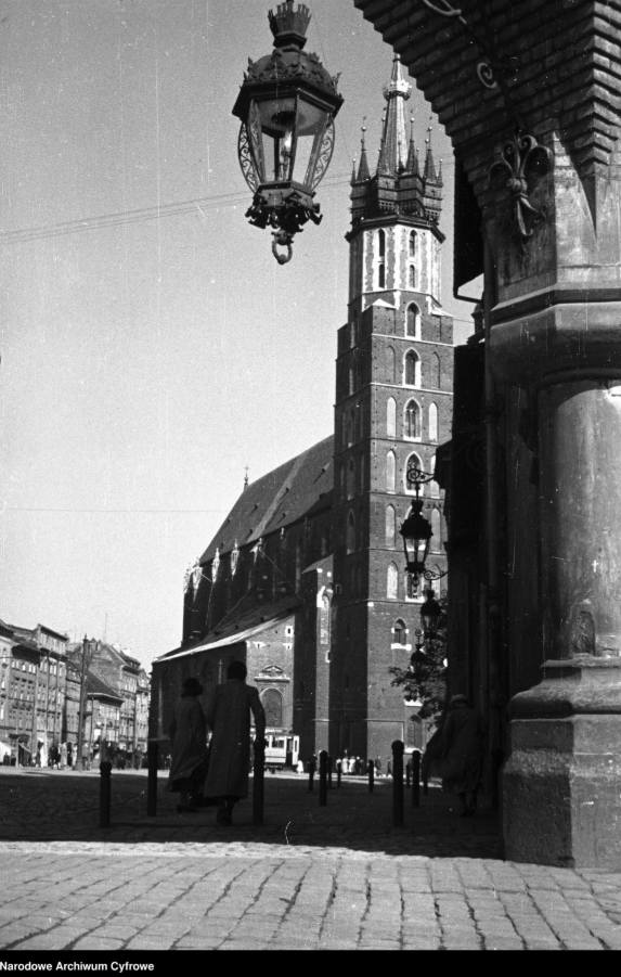 Tak wyglądał Kraków tuż przed wybuchem II wojny światowej. 6 września 1939 do miasta wkroczyli Niemcy [ZDJĘCIA]