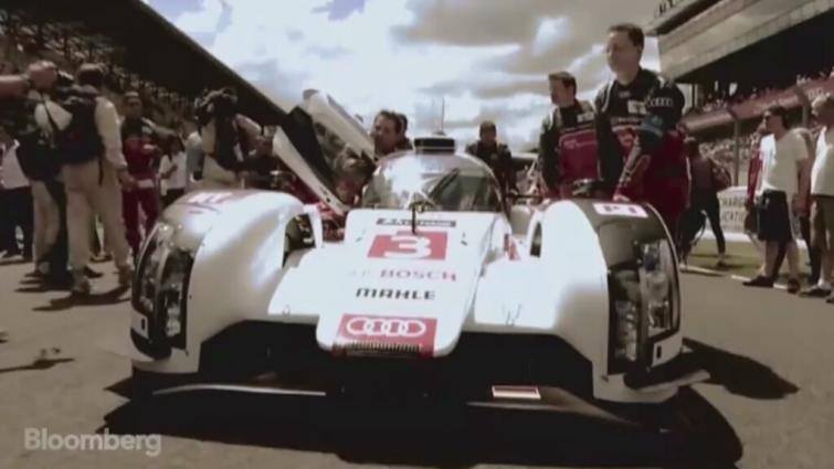 Prędkość maksymalna 352 km/h, do setki w 2,4 sek. Tym autem Audi wygrywa Le Mans