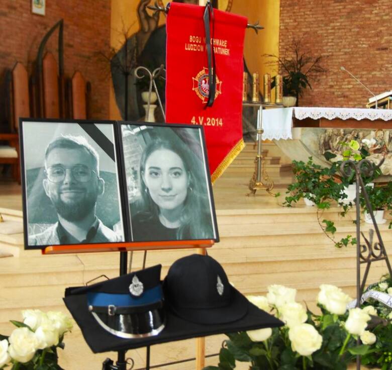 Strażacy, którzy tragicznie zginęli pod Żukowie odznaczeni pośmiertnie Krzyżem Świętego Floriana i Krzyżem Rycerskim