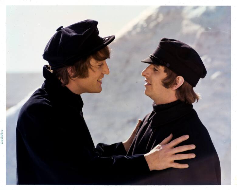 Ringo Star i John Lennon z czasów świetności zespołu The Beatles.