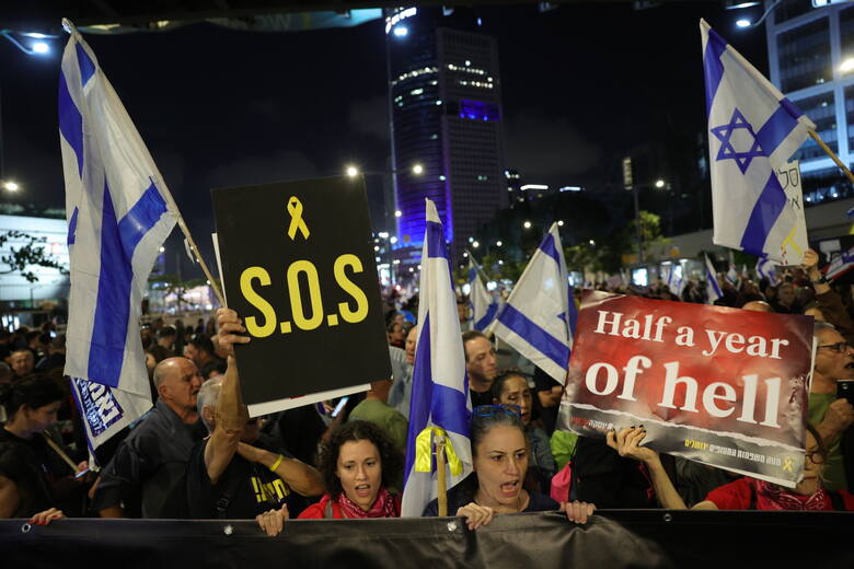 Pół roku wojny Izraela z Hamasem. W Tel Awiwie manifestacja na 100 tysięcy osób, protesty też w innych miastach