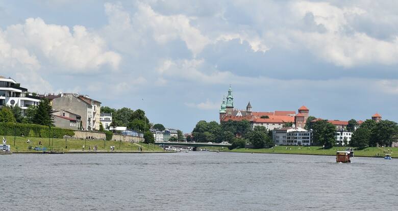 Ze środka rzeki Kraków wygląda inaczej