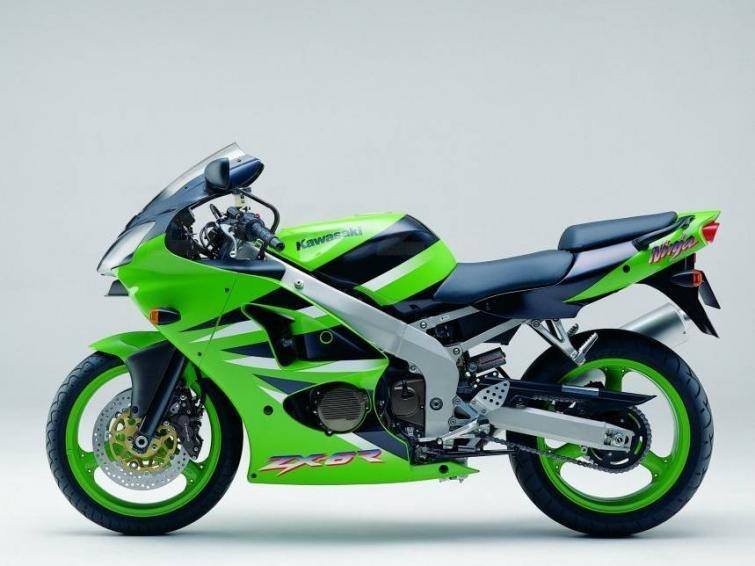 Sportowe motocykle używane w cenie do 10 tys. zł - co kupić?