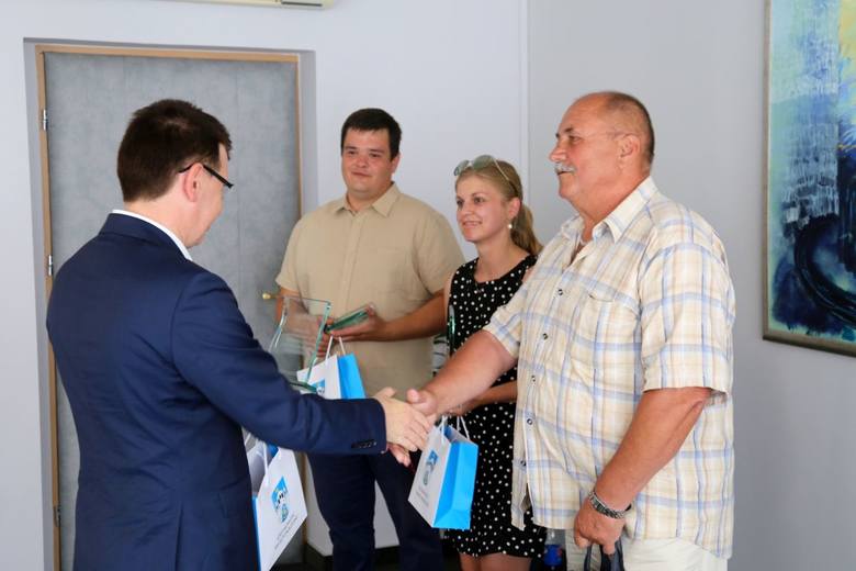 W Ostrowcu doceniają honorowych krwiodawców. Nagrodzili zwycięzców w konkursie